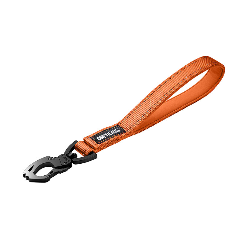 Bolt Short Traffic Leash – 1 ft & 1.7 ft No‑Pull Handle Leash